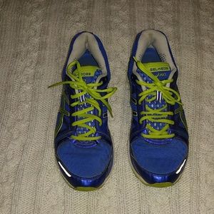 ASICS GEL NEOEE SIZE 8 .5